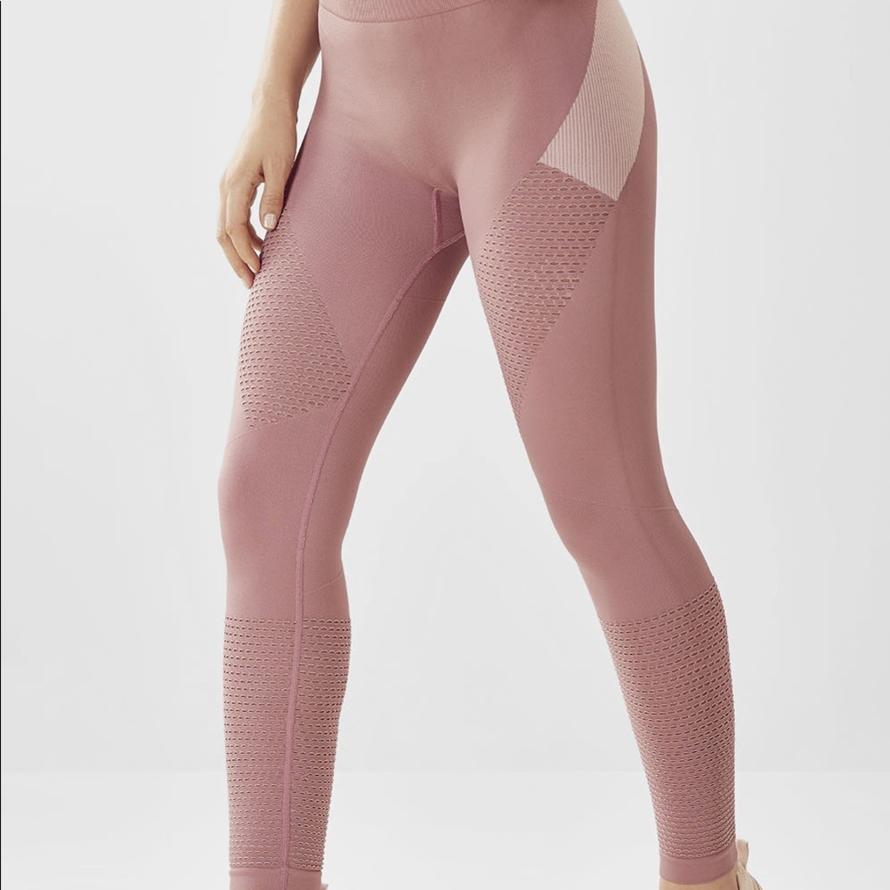 Fabletics Seamless High-Waisted Statement Legging